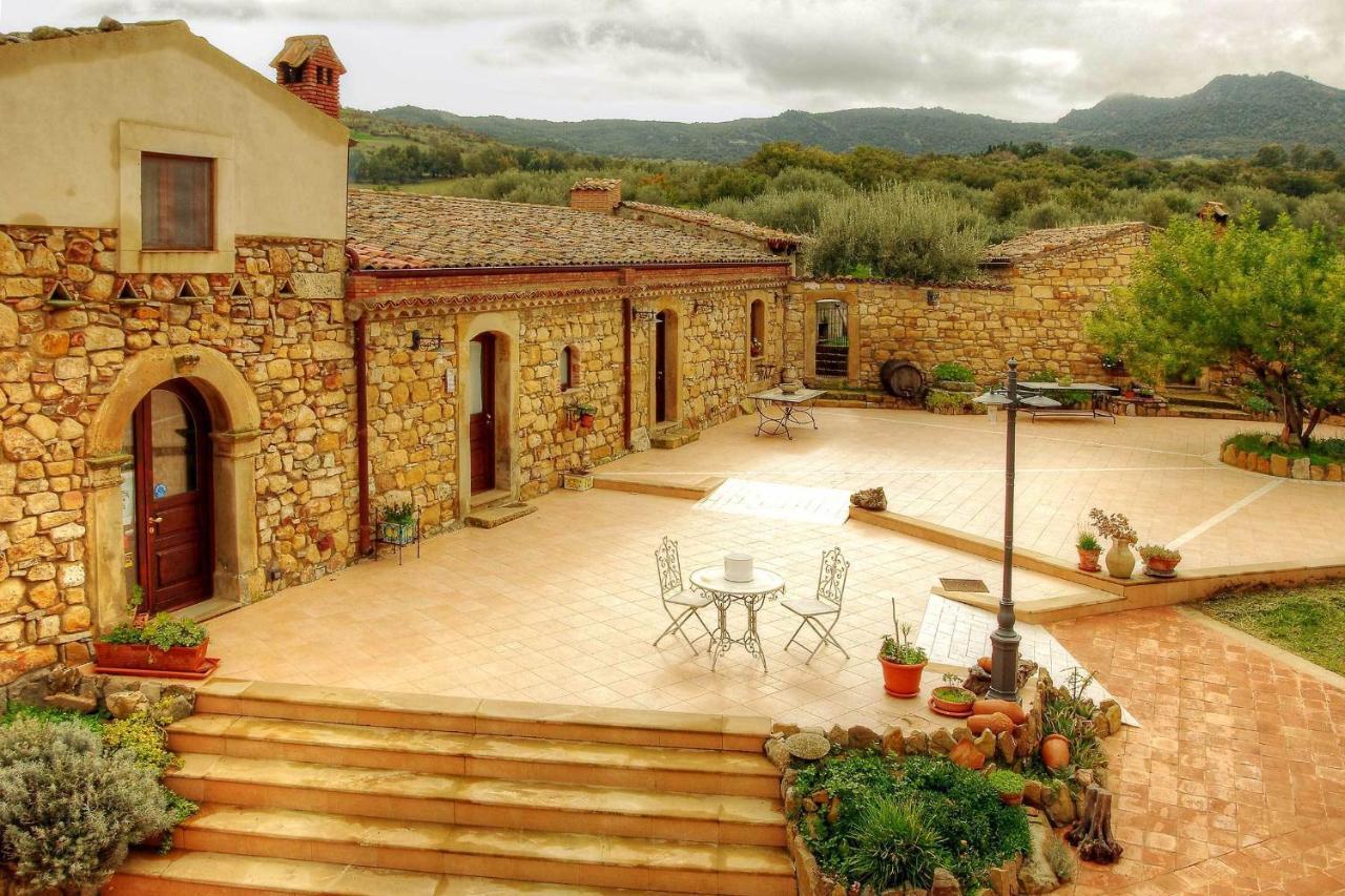 Agroturismo Le Querce Di Cota *